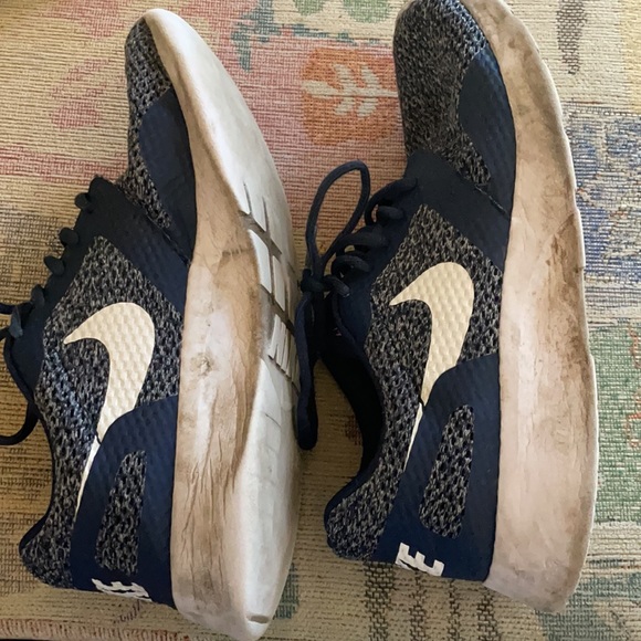 NIKE RUNNERS - Picture 3 of 3